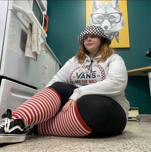 Meet your Posher, Béka